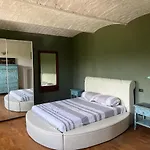 Charming Italian Sleeps 14