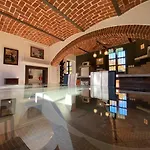 Charming Italian Sleeps 14 Casa vacanze
