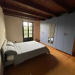 Charming Italian Sleeps 14 Casa vacanze