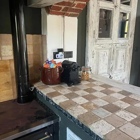 Charming Italian Sleeps 6 * Cantarana