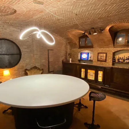 Charming Italian Sleeps 6 Semesterbostad Cantarana