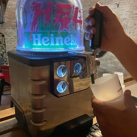 Charming Italian Sleeps 6 Cantarana