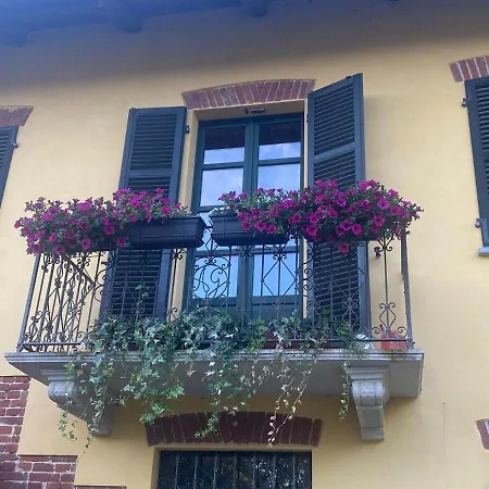 Charming Italian Sleeps 6 בית נופש *