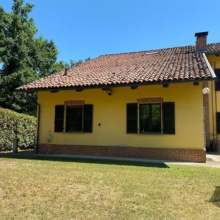 Charming Italian Sleeps 6 Cantarana