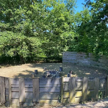 בית נופש Charming Italian Sleeps 6