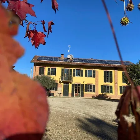 Semesterbostad Charming Italian Sleeps 6 *