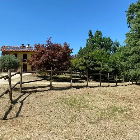 Charming Italian Sleeps 6