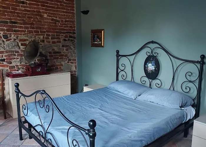 Charming Italian Sleeps 14 Feriehus *
