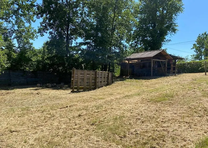 Charming Italian Sleeps 14 Feriehus Cantarana