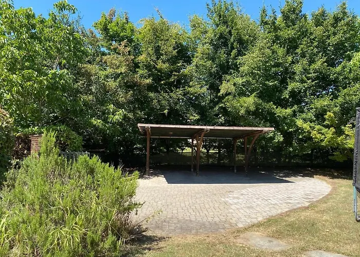 Charming Italian Sleeps 14 * Cantarana