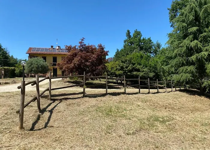 Charming Italian Sleeps 14