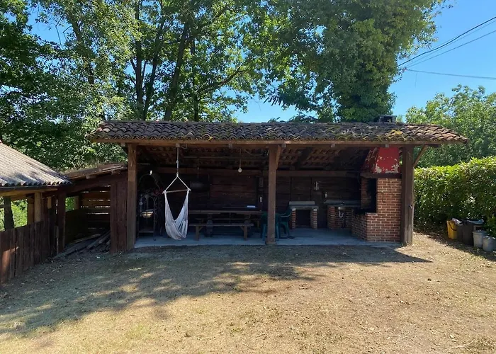 Nyaraló Charming Italian Sleeps 14